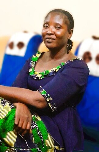 L’attribut alt de cette image est vide, son nom de fichier est Secretaire.jpg.